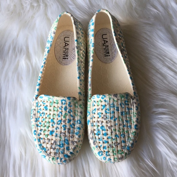 NWOT • UAnmi • Rubber-Soled Shoes - Picture 1 of 3